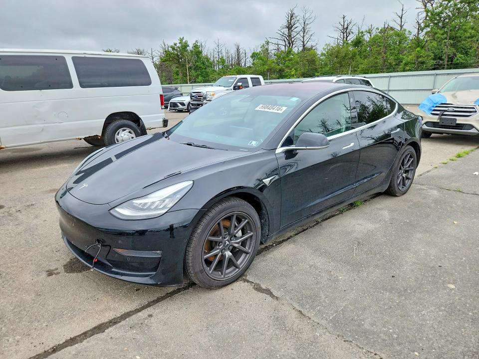 2018 Tesla VIN 5YJ3E1EB5JF182179 COPART salvage auction — MINOR DENT/SCRATCHES, Salvage Title, sold $5,400 on 2026-07-13 (photo 1)