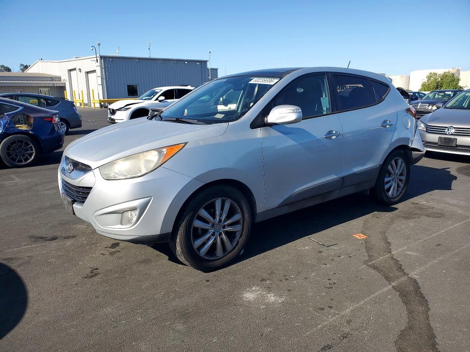 2011 Hyundai Tucson VIN KM8JU3AC4BU140255 COPART salvage auction — REAR END, CA - SALVAGE CERTIFICATE, sold $1,100 on 2026-07-15 (photo 1)