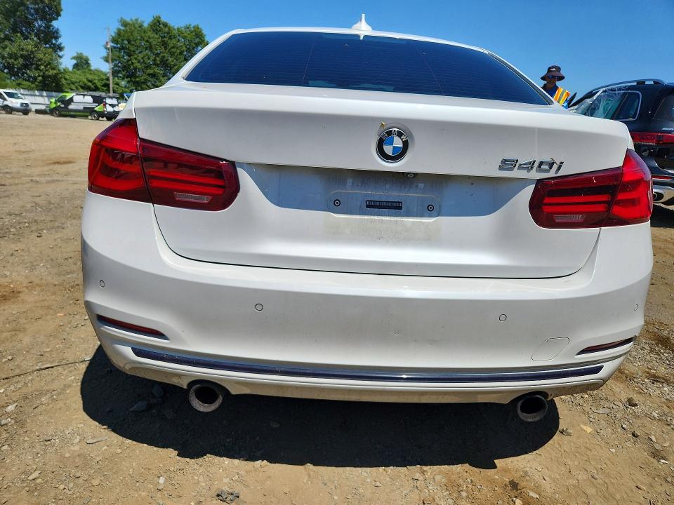 2018 BMW 3er VIN WBA8B7G51JNU95298 COPART salvage auction — UNDERCARRIAGE, Nj - Cert Of Title-Salvage, sold $9,400 on 2026-08-26 (photo 6)