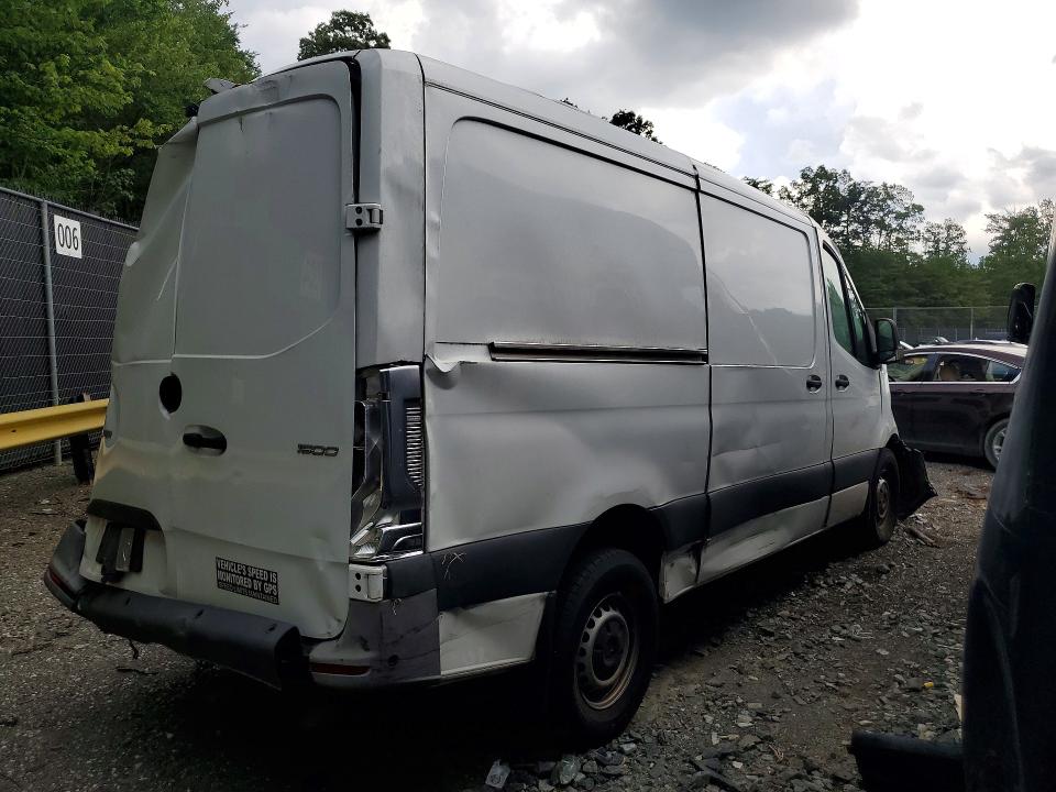 2022 Mercedes-benz Sprinter VIN W1Y70BGY3NT087934 COPART salvage auction — ROLLOVER, TN - CERTIFICATE OF TITLE, sold $300 on 2026-07-28 (photo 3)