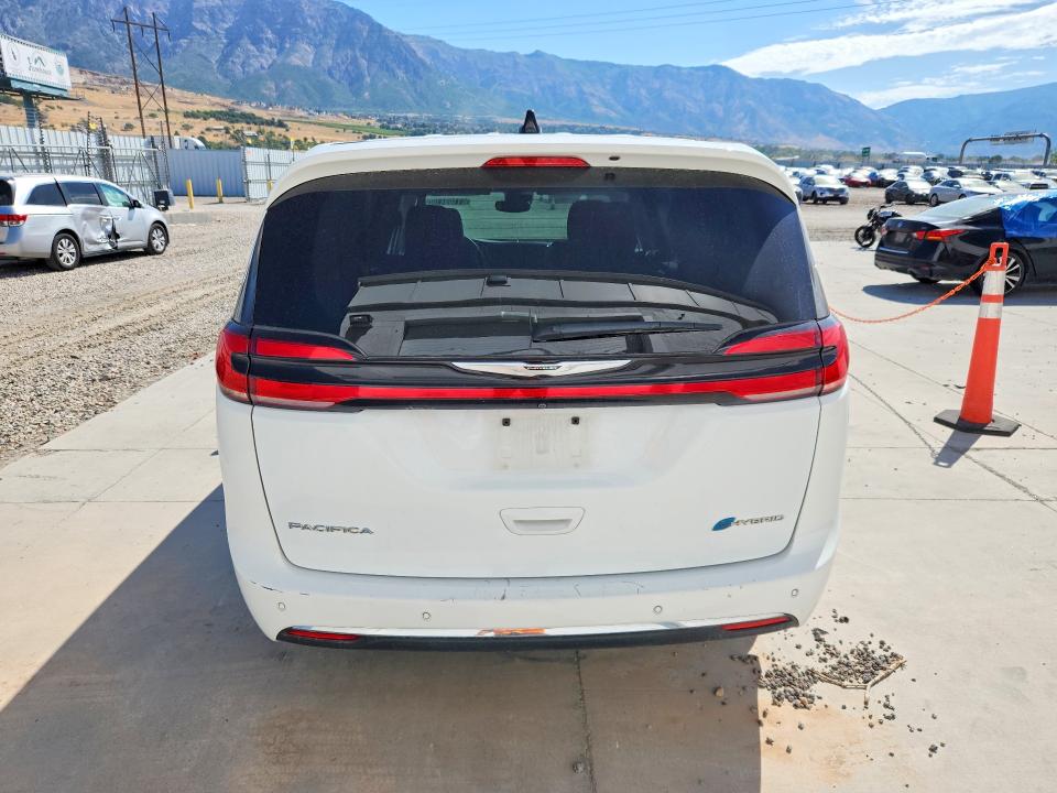 2023 Chrysler Pacifica VIN 2C4RC1L79PR611724 COPART salvage auction — NORMAL WEAR, Ca - Certificate Of Title (P), sold $17,500 on 2026-07-27 (photo 6)