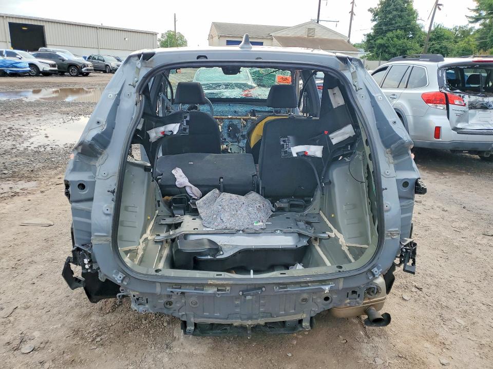 2023 Honda Cr-v VIN 7FARS6H59PE031882 COPART salvage auction — VANDALISM, Pa - Certificate Of Salvage, sold $15 on 2026-09-04 (photo 6)