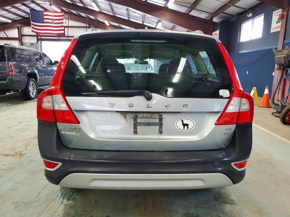 2008 Volvo Xc70 VIN YV4BZ982081032877 COPART salvage auction — MINOR DENT/SCRATCHES, VT - CERTIFICATE OF TITLE, sold $1,500 on 2026-07-23 (photo 6)
