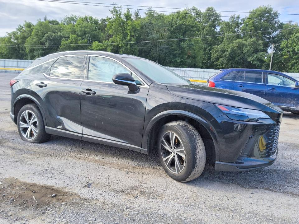 2023 Lexus Rx 350 VIN JTJCHMAA4P2010420 COPART salvage auction — SIDE, Ms - Certificate Of Title, sold $17,300 on 2026-08-27 (photo 4)