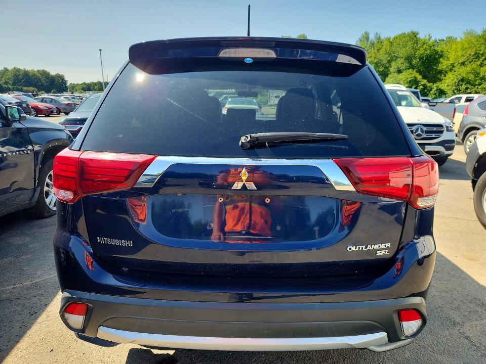 2016 Mitsubishi Outlander VIN JA4AZ3A35GZ037257 COPART salvage auction — MINOR DENT/SCRATCHES, Wv - Certificate Of Title (P), sold $3,000 on 2026-07-31 (photo 6)