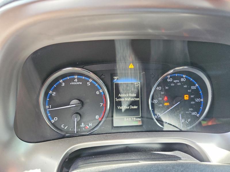 2018 Toyota Rav 4 VIN JTMYFREV7JJ169194 COPART salvage auction — FRONT END, Tx - Salvage Vehicle Title, sold $7,600 on 2026-07-16 (photo 9)