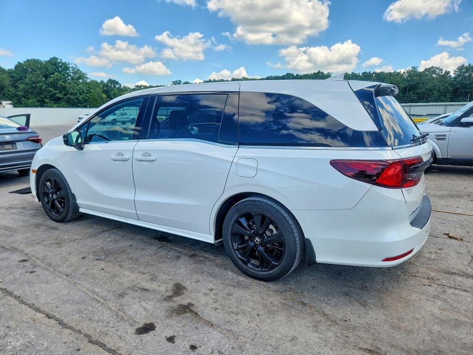 2024 Honda Odyssey VIN 5FNRL6H74RB003050 COPART salvage auction — HAIL, MO - CERTIFICATE OF TITLE, sold $13,700 on 2026-07-29 (photo 2)
