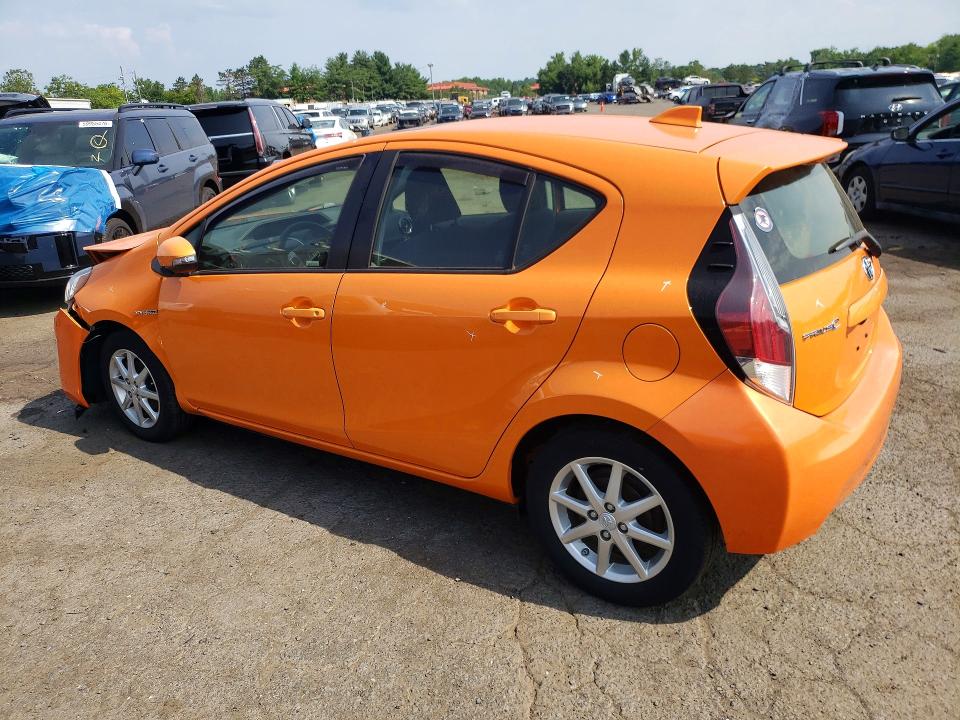 2015 Toyota Prius c VIN JTDKDTB35F1114049 COPART salvage auction — FRONT END, CT - CERT OF TITLE-SALVAGE, sold $2,000 on 2026-07-17 (photo 2)