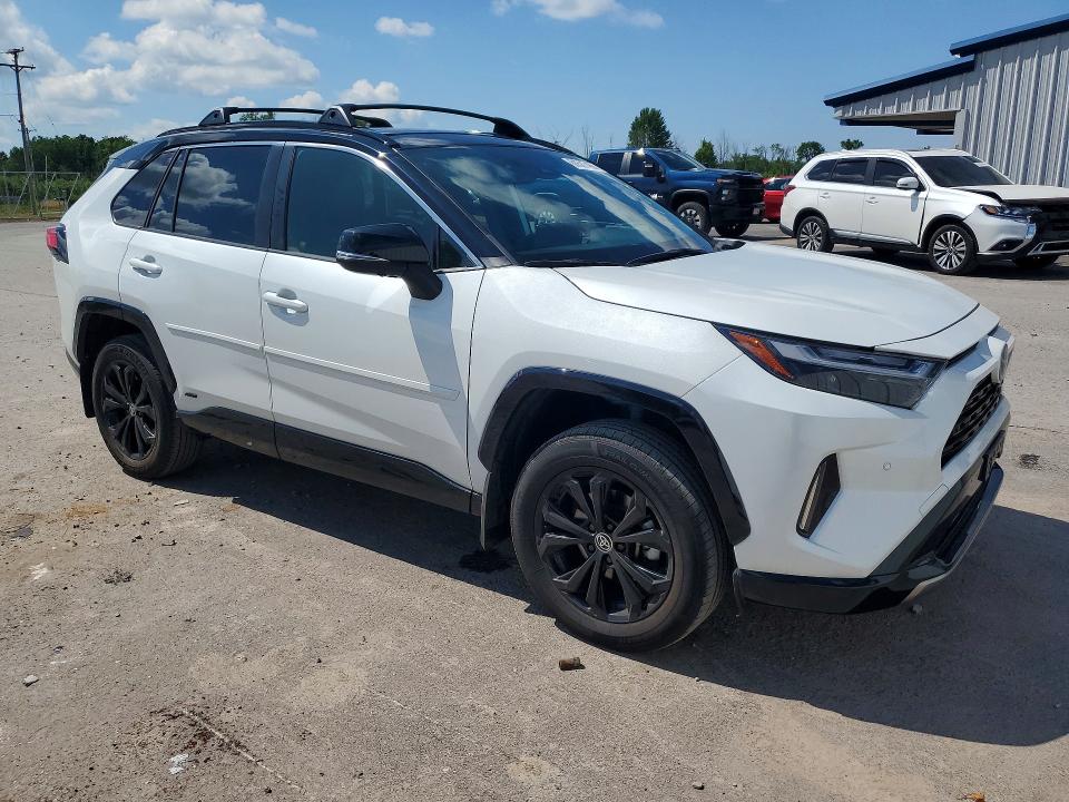 2024 Toyota Rav 4 VIN JTME6RFV1RD565178 COPART salvage auction — MINOR DENT/SCRATCHES, NY - CERTIFICATE OF TITLE, sold $22,300 on 2026-07-15 (photo 4)