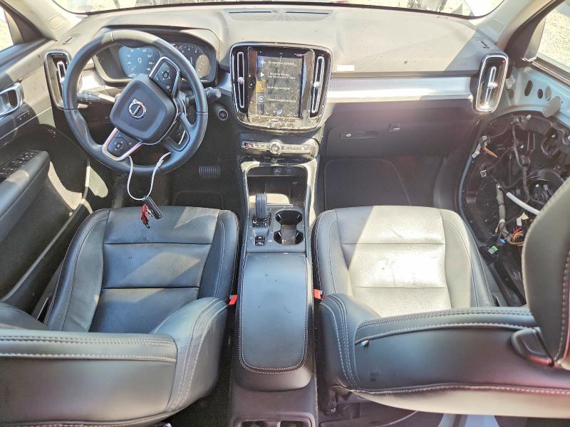 2019 Volvo Xc40 VIN YV4162UK7K2116293 COPART salvage auction — FRONT END, CA - SALVAGE CERTIFICATE, sold $1,300 on 2026-07-21 (photo 8)