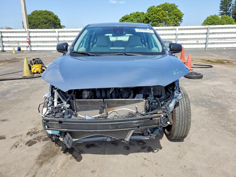 2022 Toyota Corolla cross VIN 7MUAAABG2NV032105 COPART salvage auction — FRONT END, Fl - Cert Of Title Slvg Rebuildable, sold $5,700 on 2026-07-22 (photo 5)