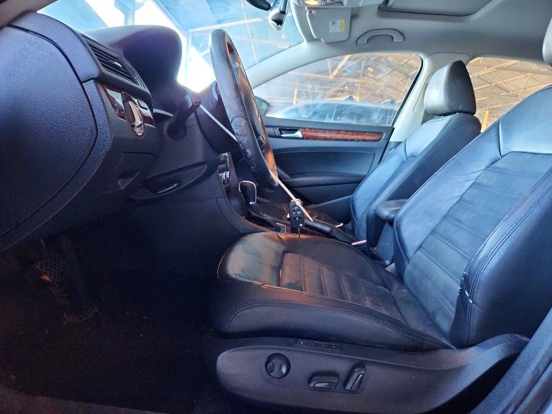 2012 Volkswagen Passat VIN 1VWCM7A39CC104229 COPART salvage auction — FRONT END, AZ - CERTIFICATE OF TITLE, sold $475 on 2026-07-29 (photo 7)
