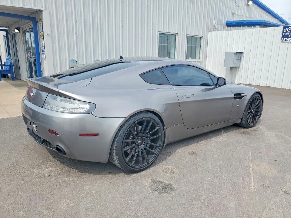 2006 Aston martin V8 vantage VIN SCFBB03B86GC01973 COPART salvage auction — NORMAL WEAR, Il - Junking Cert Of A Vehicle, sold $24,200 on 2026-07-28 (photo 3)