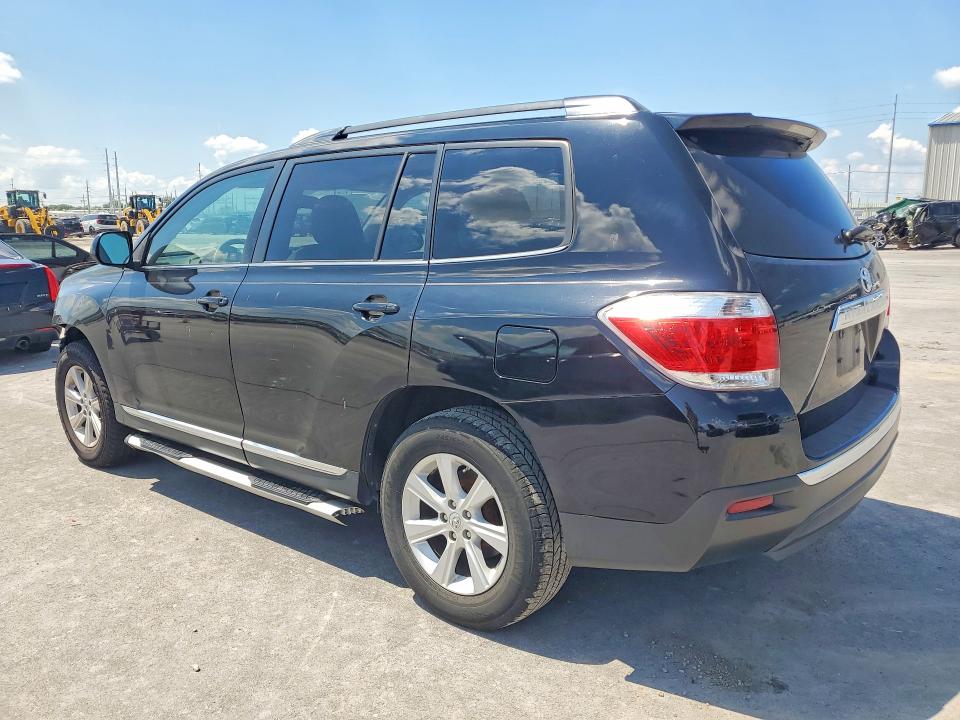 2011 Toyota Highlander VIN 5TDZK3EH1BS024728 COPART salvage auction — FRONT END, OK - CERTIFICATE OF TITLE, sold $1,250 on 2026-07-17 (photo 2)