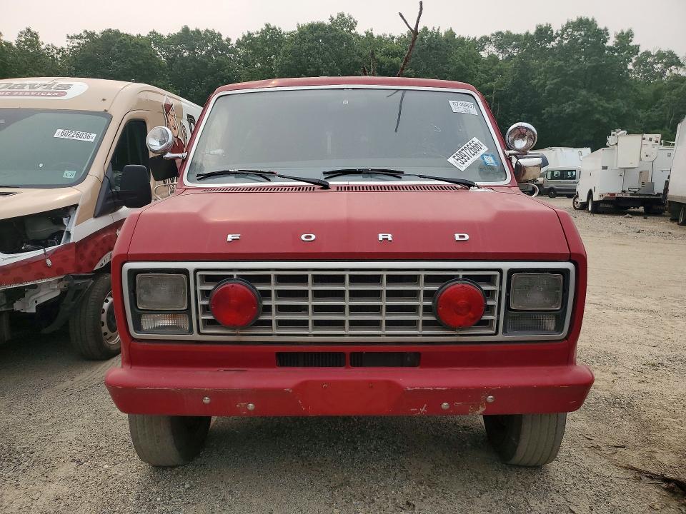 1982 Ford Econoline E350 VIN 1FDHE30E6CHA20773 COPART salvage auction — NORMAL WEAR, Nj - Certificate Of Title, sold $2,950 on 2026-09-08 (photo 5)