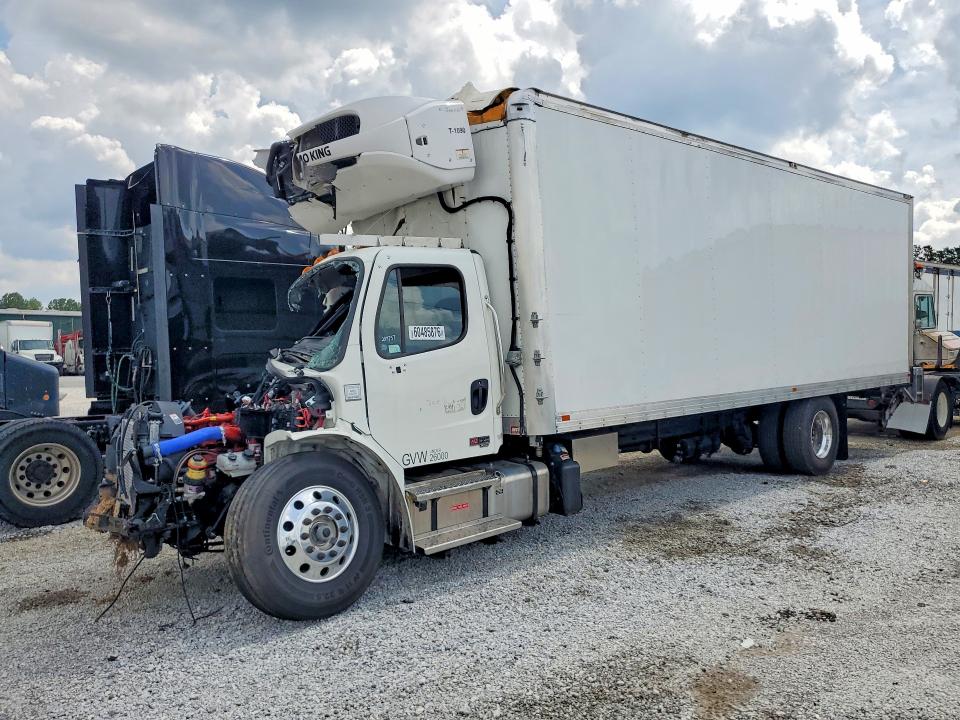 2025 Freightliner M2 VIN 1FVACWFC2SHVN4116 COPART salvage auction — FRONT END, AZ - CERT OF TITLE - SALVAGE, sold $4,000 on 2026-07-30 (photo 1)