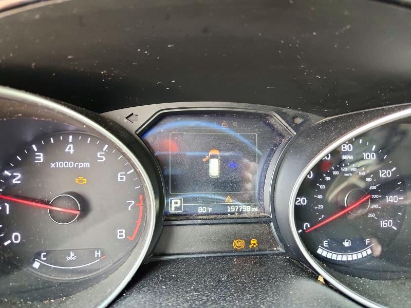 2015 Kia SEDONA VIN KNDMC5C14F6018999 COPART salvage auction — MINOR DENT/SCRATCHES, Va - Certificate Of Title, sold $100 on 2026-07-28 (photo 9)