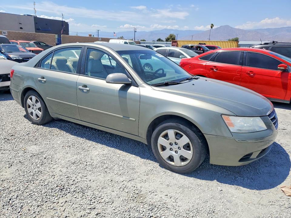 2009 Hyundai Sonata VIN 5NPET46C79H411806 COPART salvage auction — MECHANICAL, Mt - Dis/Dlr/Exp Only Clean Title, sold $325 on 2026-07-29 (photo 4)