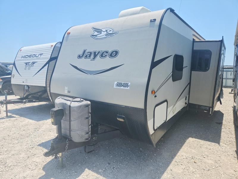 2016 Jayco jay Jay flight VIN 1UJBJ0BP8G1TU0145 COPART salvage auction — WATER/FLOOD, TX - SALVAGE TITLE-FLOOD DAMAGE, sold $2,350 on 2026-08-18 (photo 2)