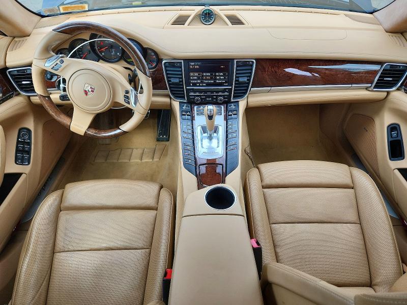 2010 Porsche Panamera VIN WP0AC2A7XAL090907 COPART salvage auction — MINOR DENT/SCRATCHES, Pa - Cert Of Title-W&R=Flood&Recnst, sold $7,200 on 2026-07-17 (photo 8)