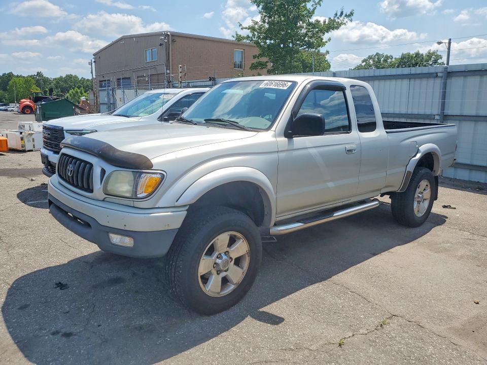 2002 Toyota Tacoma VIN 5TEWM72N02Z075171 COPART salvage auction — UNDERCARRIAGE, Nj - Certificate Of Title, sold $2,500 on 2026-07-28 (photo 1)