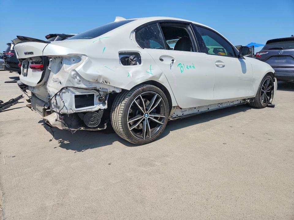 2020 BMW M3 VIN WBA5U7C00LAF53955 COPART salvage auction — REAR END, Tx - Salvage Vehicle Title, sold $16,300 on 2026-08-27 (photo 3)