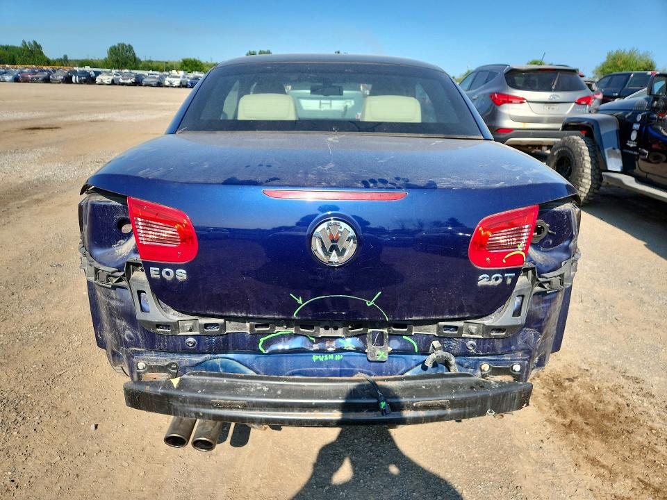 2009 Volkswagen Eos VIN WVWEA71F59V012059 COPART salvage auction — REAR END, On - Permit No Brand - Unfit, sold $400 on 2026-08-11 (photo 6)