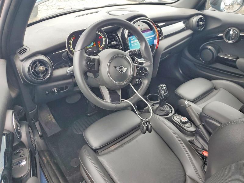 2022 Mini VIN WMW53DH06N2P84007 COPART salvage auction — UNDERCARRIAGE, Pa - Cert Of Salvage-W=Flood Veh, sold $5,600 on 2026-07-14 (photo 8)