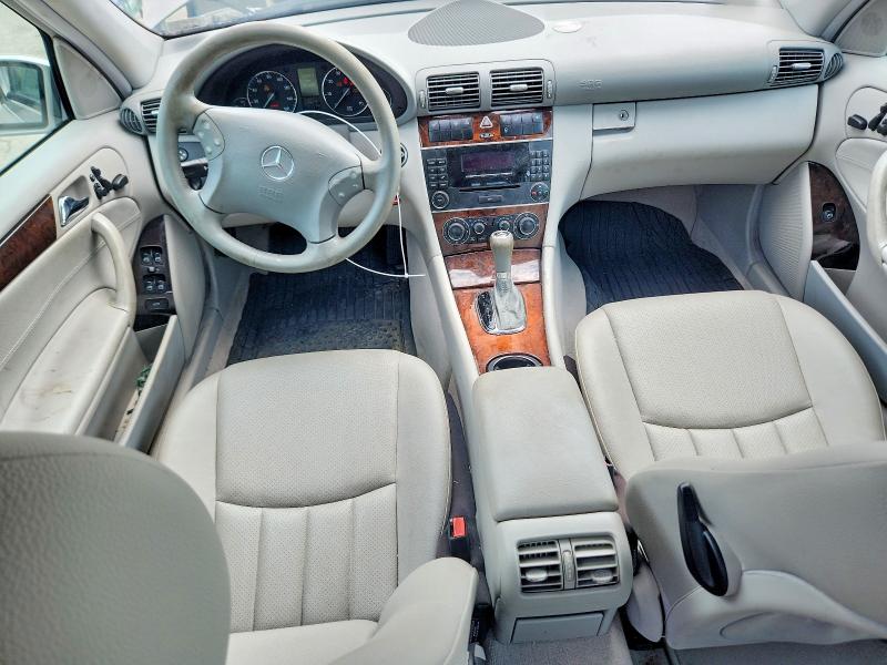 2007 Mercedes-benz C-klasse VIN WDBRF92H17F928564 COPART salvage auction — FRONT END, Pa - Cert Of Title, sold $1,728 on 2026-08-06 (photo 8)