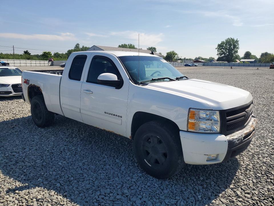 2012 Chevrolet Silverado VIN 1GCRKSE7XCZ333941 COPART salvage auction — MECHANICAL, Oh - Certificate Of Title, sold $250 on 2026-07-22 (photo 4)