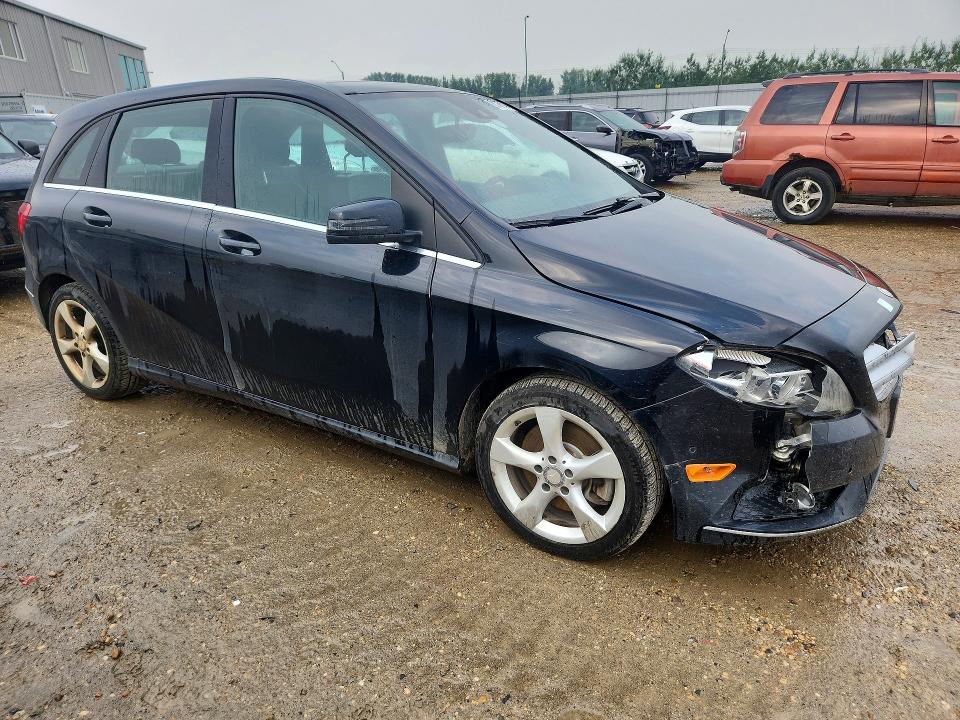 2014 Mercedes-benz VIN WDDMH4EB3EJ295081 COPART salvage auction — FRONT END, AB - BOS - SALVAGE, sold $125 on 2026-07-30 (photo 4)