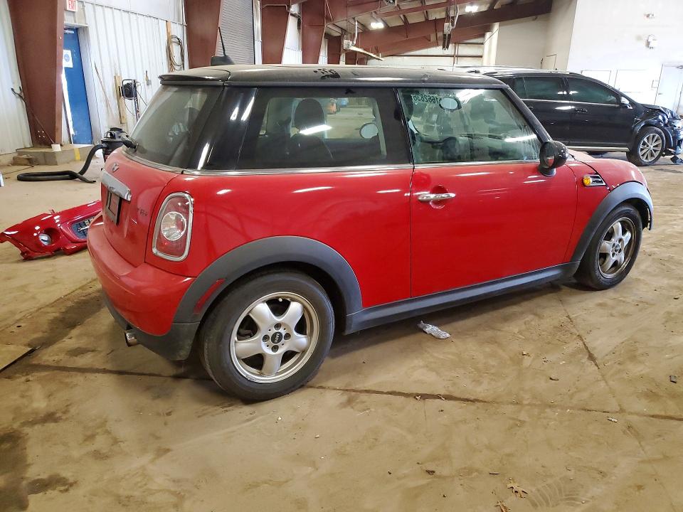 2011 Mini Cooper VIN WMWSU3C58BT098537 COPART salvage auction — FRONT END, Mi - Certificate Of Title, sold $1,000 on 2026-08-08 (photo 3)