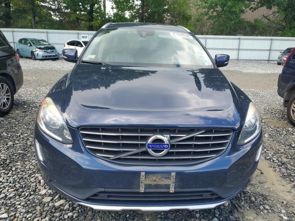 2015 Volvo Xc60 VIN YV4902RB8F2576582 COPART salvage auction — SIDE, Salvage Title, sold $5,700 on 2026-08-13 (photo 5)