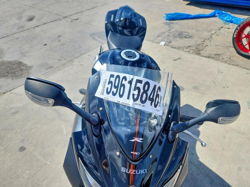 2009 Suzuki Gsx-r750 VIN JS1GR7LAX92102581 COPART salvage auction — SIDE, TX - SALVAGE VEHICLE TITLE, sold $3,600 on 2026-07-20 (photo 5)