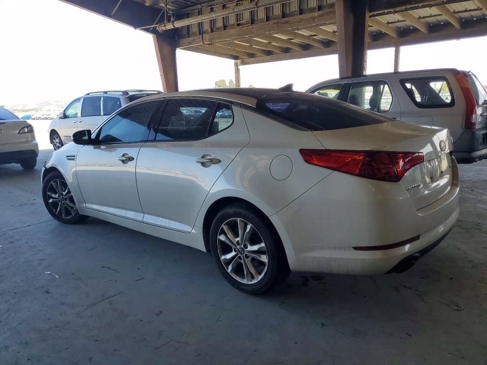 2011 Kia Optima VIN KNAGN4A78B5063661 COPART salvage auction — FRONT END, CA - SALVAGE CERTIFICATE, sold $675 on 2026-07-13 (photo 2)