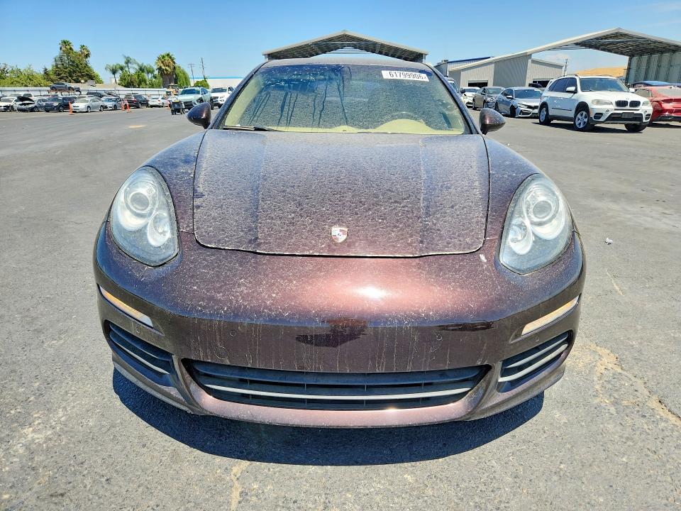 2014 Porsche Panamera VIN WP0AA2A76EL014077 COPART salvage auction — MINOR DENT/SCRATCHES, Salvage Title, sold $2,550 on 2026-07-27 (photo 5)