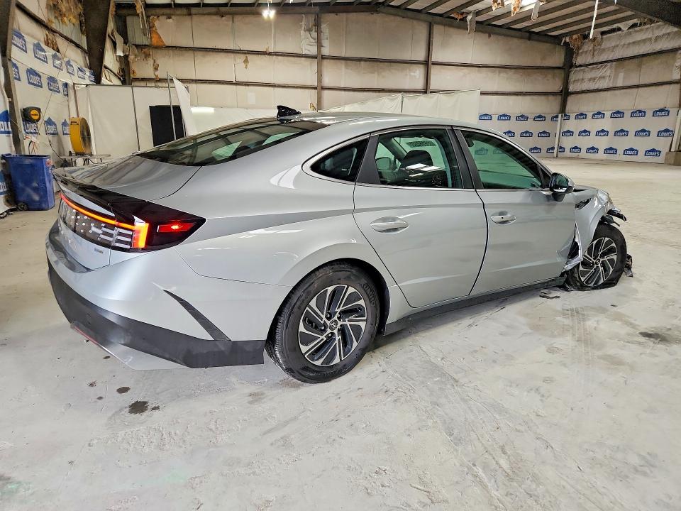 2026 Hyundai Sonata hybrid VIN KMHL24JJ9TA147157 COPART salvage auction — FRONT END, OH - CERTIFICATE OF TITLE (P), sold $8,600 on 2026-07-13 (photo 3)