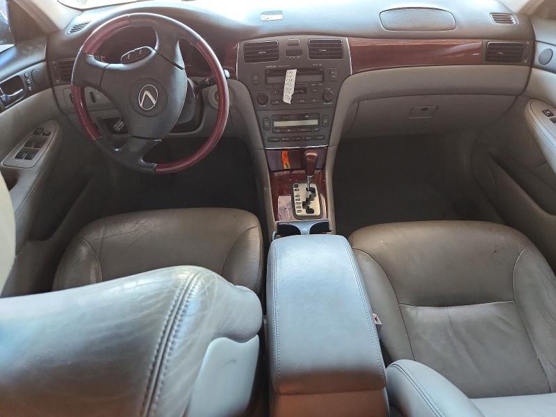 2003 Lexus Es 300 VIN JTHBF30GX30109641 COPART salvage auction — NORMAL WEAR, Az - Certificate Of Title (P), sold $475 on 2026-07-29 (photo 8)