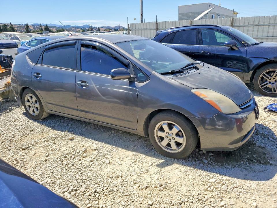 2006 Toyota Prius VIN JTDKB20U263179537 COPART salvage auction — NORMAL WEAR, Ca - Salvage Certificate, sold $550 on 2026-07-28 (photo 4)