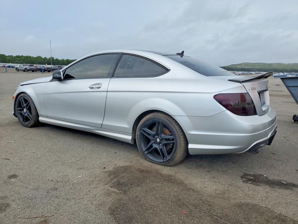 2014 Mercedes-benz C-klasse VIN WDDGJ8JB8EG264694 COPART salvage auction — FRONT END, VA - CERTIFICATE OF TITLE, sold $4,350 on 2026-08-04 (photo 2)
