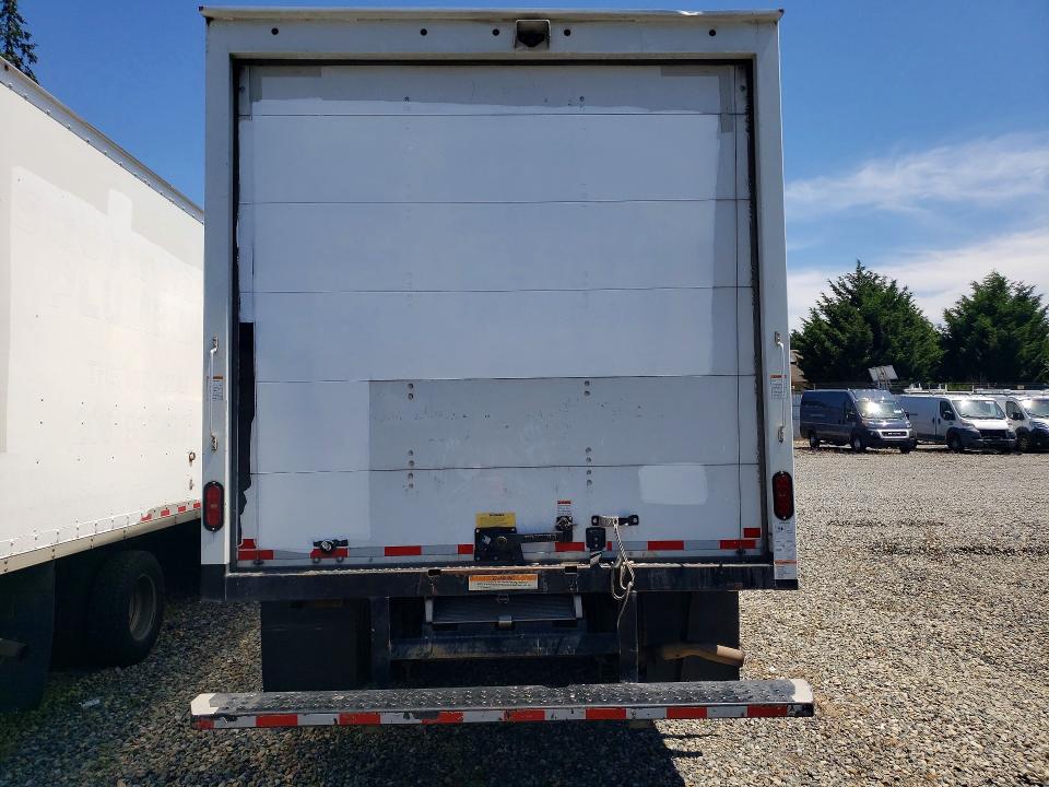 2021 Chevrolet Express 4500 VIN 1HA6GVC73MN006956 COPART salvage auction — MINOR DENT/SCRATCHES, WA - VEHICLE CERT OF OWNERSHIP-TITL, sold $5,500 on 2026-07-09 (photo 6)