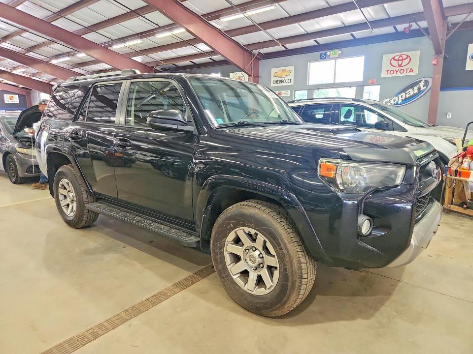 2016 Toyota 4runner VIN JTEBU5JRXG5372056 COPART salvage auction — MINOR DENT/SCRATCHES, Me - Certificate Of Title (P), sold $16,300 on 2026-07-21 (photo 4)
