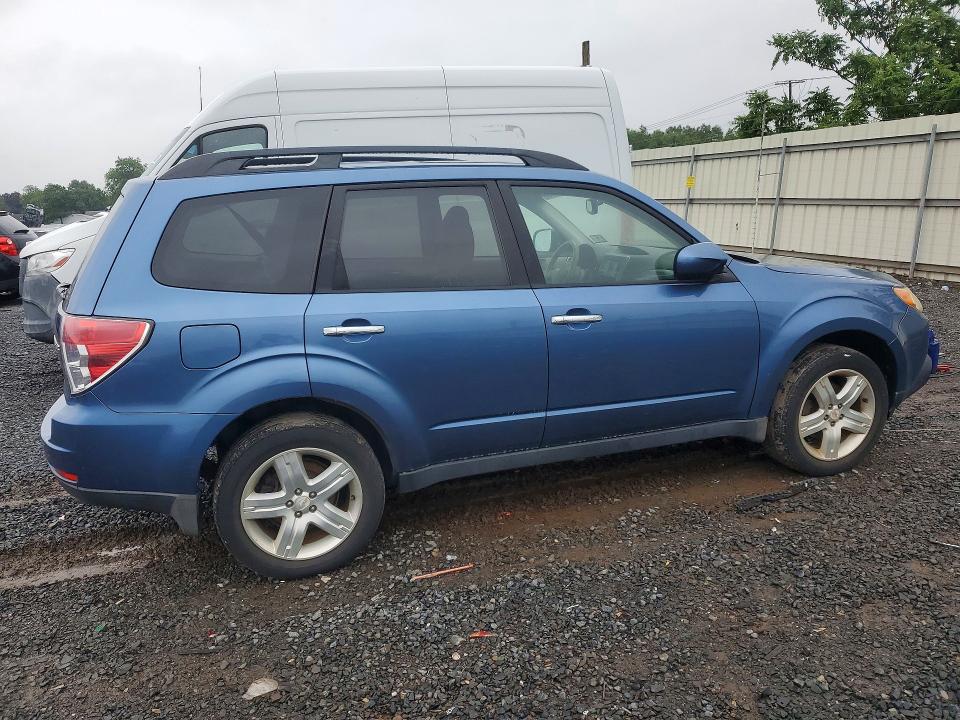2009 Subaru Forester VIN JF2SH64679H705381 COPART salvage auction — MINOR DENT/SCRATCHES, NJ - CERTIFICATE OF TITLE, sold $750 on 2026-07-28 (photo 3)