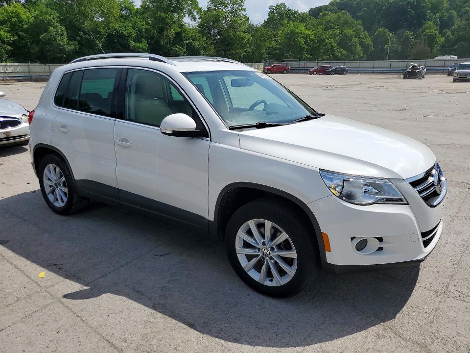2011 Volkswagen Tiguan VIN WVGBV7AX8BW548841 COPART salvage auction — HAIL, Pa - Certificate Of Salvage, sold $3,600 on 2026-07-23 (photo 4)