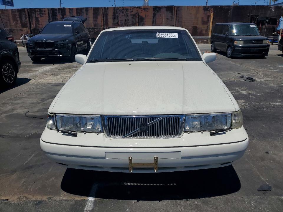 1996 Volvo 960 VIN YV1KS9602T1078092 COPART salvage auction — MINOR DENT/SCRATCHES, Ca - Dis/Dlr/Exp Only Clean Title, sold $1,450 on 2026-08-05 (photo 5)
