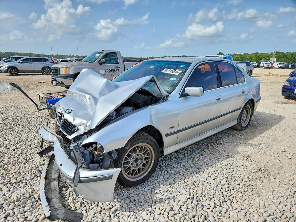 1999 BMW 5er VIN WBADM6339XBY30499 COPART salvage auction — FRONT END, TX - SALVAGE VEHICLE TITLE, sold $150 on 2026-08-14 (photo 1)