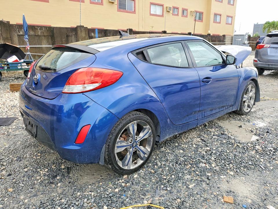 2017 Hyundai Veloster VIN KMHTC6AD9HU322029 COPART salvage auction — FRONT END, Fl - Cert Of Title Slvg Rebuildable, sold $475 on 2026-07-17 (photo 3)