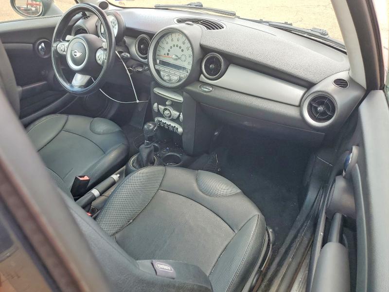 2007 Mini Cooper VIN WMWMF33577TT51325 COPART salvage auction — FRONT END, TX - SALVAGE VEHICLE TITLE (P), sold $150 on 2026-07-13 (photo 8)