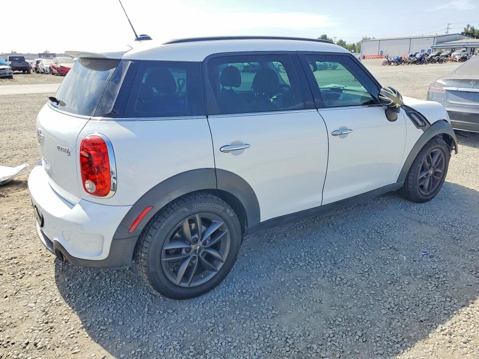 2014 Mini Cooper VIN WMWZC3C55EWT00951 COPART salvage auction — FRONT END, Ca - Salvage Certificate, sold $750 on 2026-08-28 (photo 3)