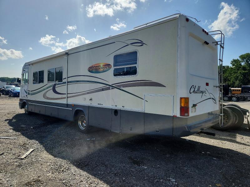 2000 Workhorse custom chassis VIN 5B4LP37J6Y3317032 COPART salvage auction — ALL OVER, AR - CERTIFICATE OF TITLE, sold $275 on 2026-09-15 (photo 3)